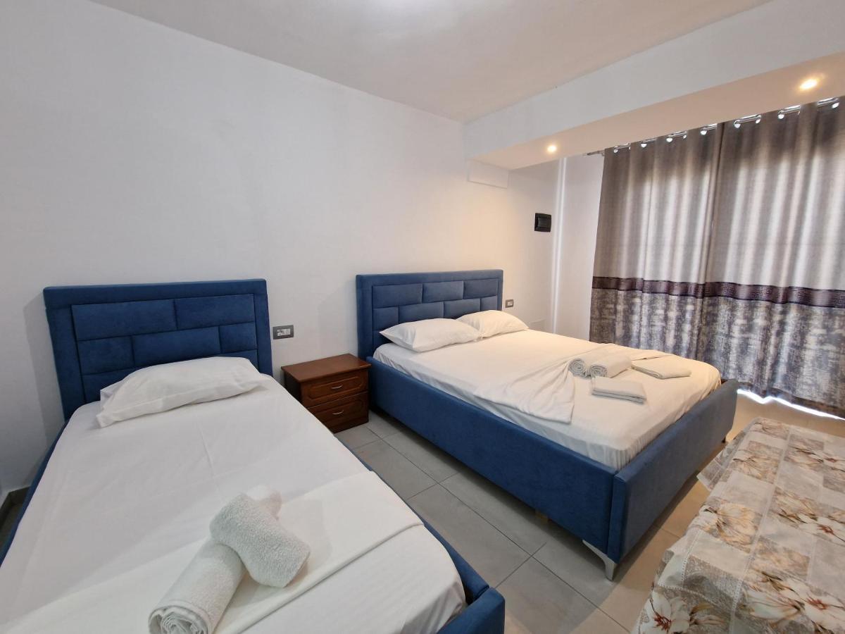 Petrefi Apartments Ksamil Exterior photo